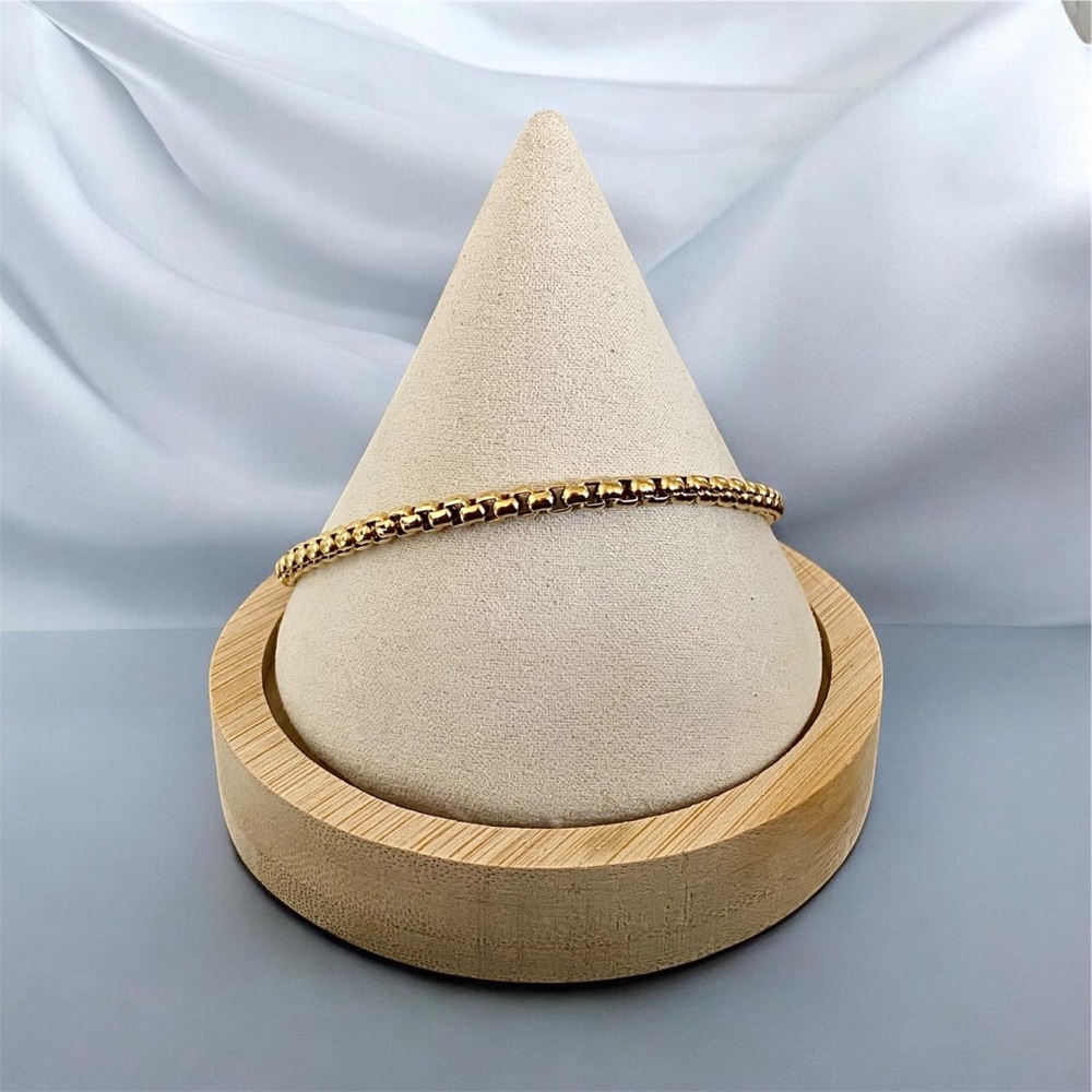 Box Chain Gold Plated Stainless Steel 9 inch long and 4mm width bracelet - Gold